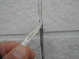 外壁目地コーキング打ち替え作業　