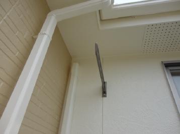 切れ　ひび割れ　外壁色褪せ