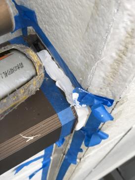 コーキング　シリコン　チョーキング